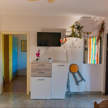 Kuca Za Odmor- Simona Apartment Punta Kriza Bagian luar foto